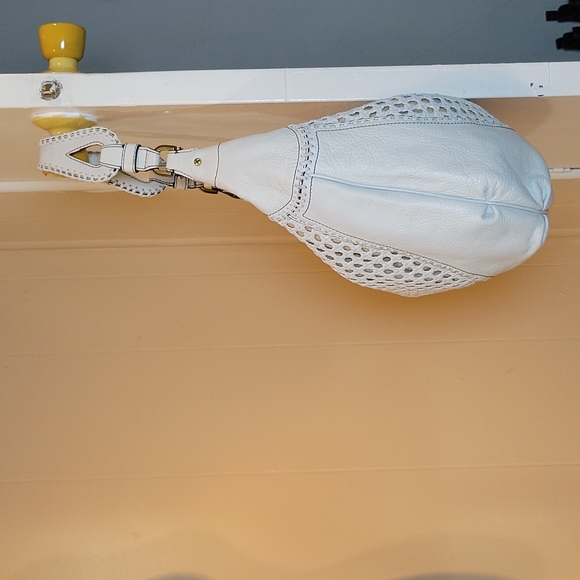 Cole Haan Off White Pebbled Leather Hobo Purse - Picture 5 of 11